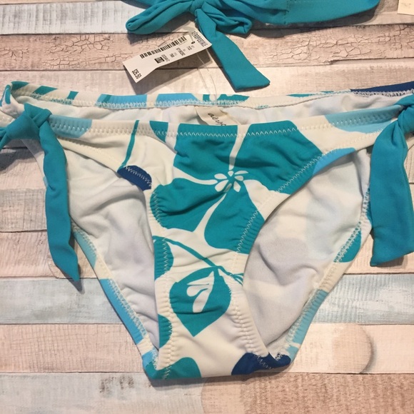 NWT Aeropostale Hawaiian Aqua Floral Print Bikini - Picture 2 of 6